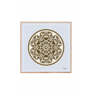 Spitze. Braun und hellblau