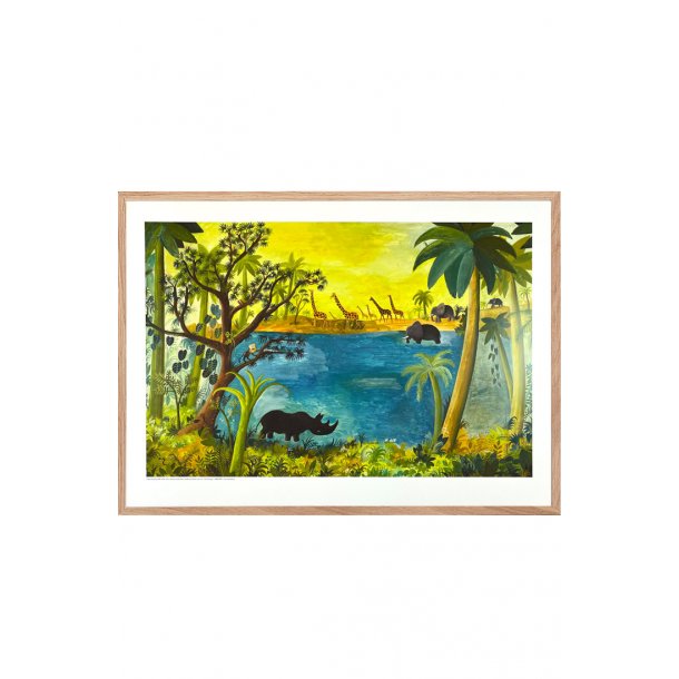 Urskovsbillede med nsehorn, giraffer og elefanter ved en s